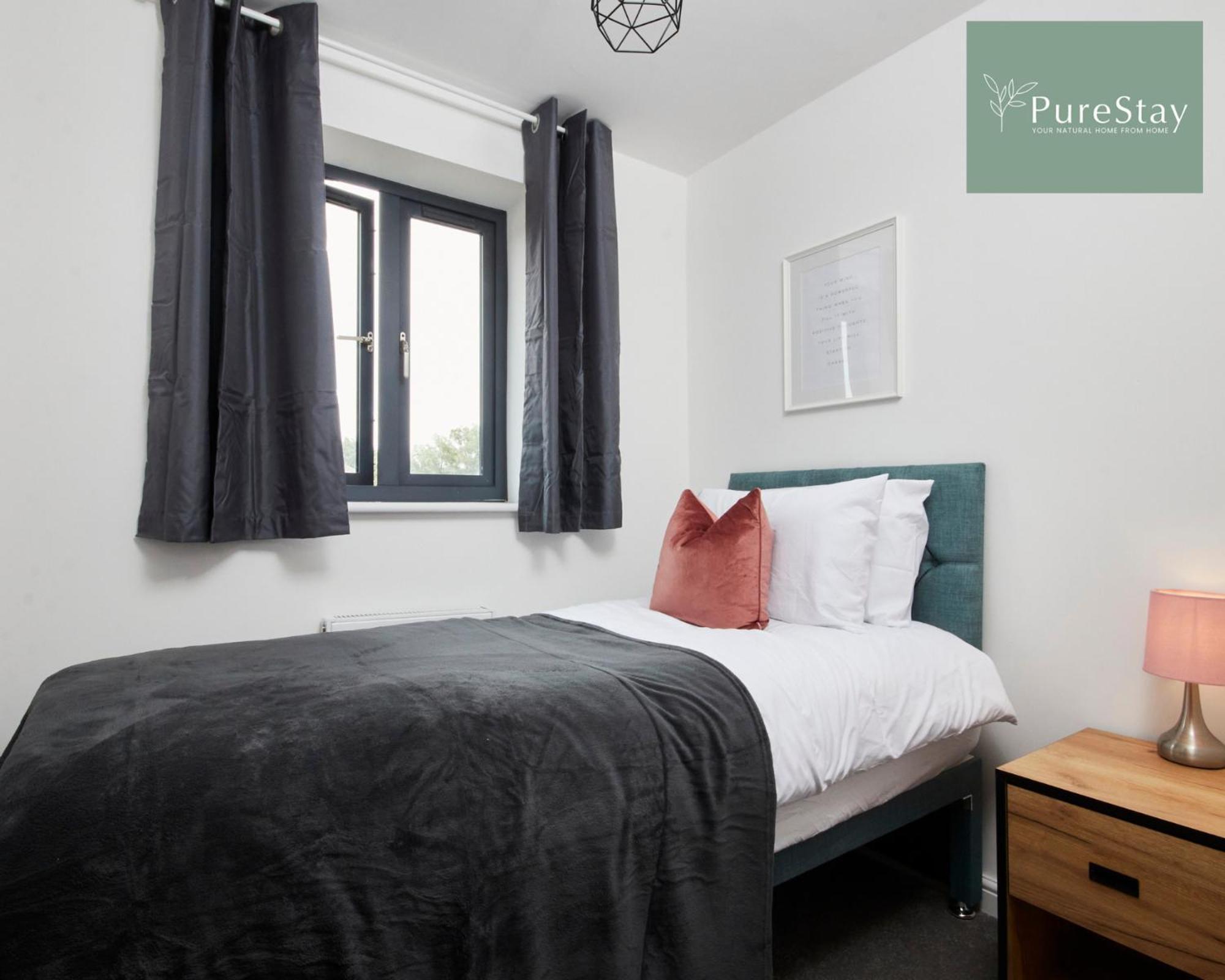 Stunning 5 Bed Manchester House With Parking By Purestay Short Lets & Serviced Accommodation Экстерьер фото